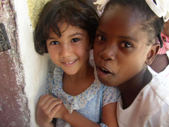 haiti-girlsm.jpg